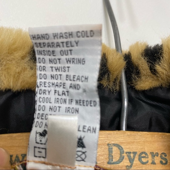 Cheetah Print Leopard Faux Fur Vest Sweater Heirloom Collectibles Medium Large - Picture 9 of 11